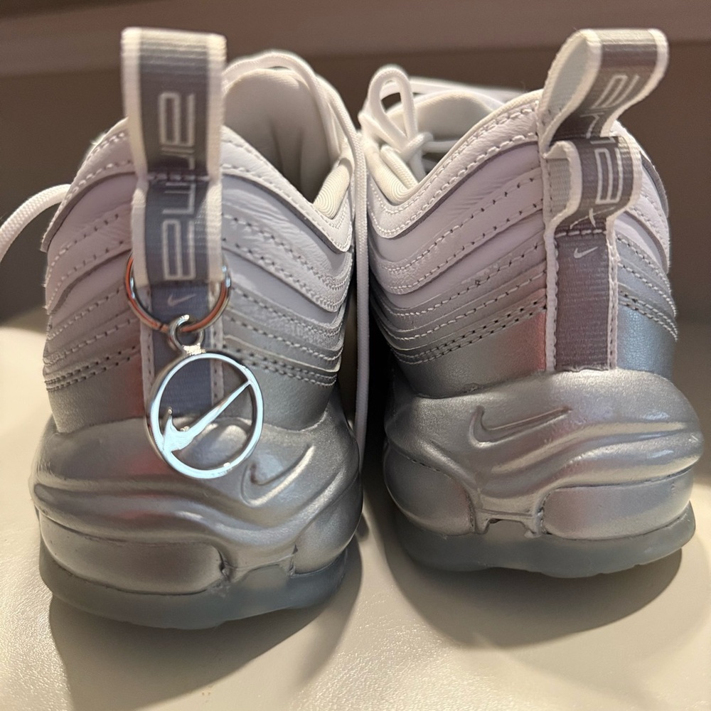 Women’s “Megan Thee Stallion” Nike Air Max White and Silver - Picture 4 of 10